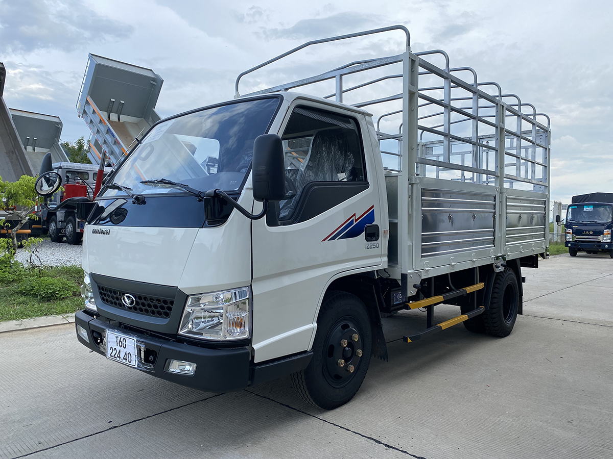 Xe tải Đô Thành IZ200 1T9 2 Xe tải Đô Thành IZ200 1T9 - Ảnh 2