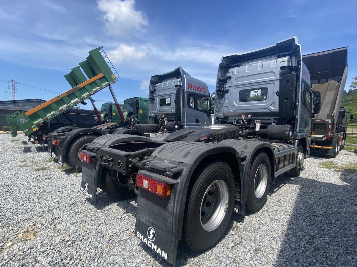 Đầu kéo SHACMAN 460HP cabin X3000 4 Đầu kéo SHACMAN 460HP cabin X3000 - Ảnh 4