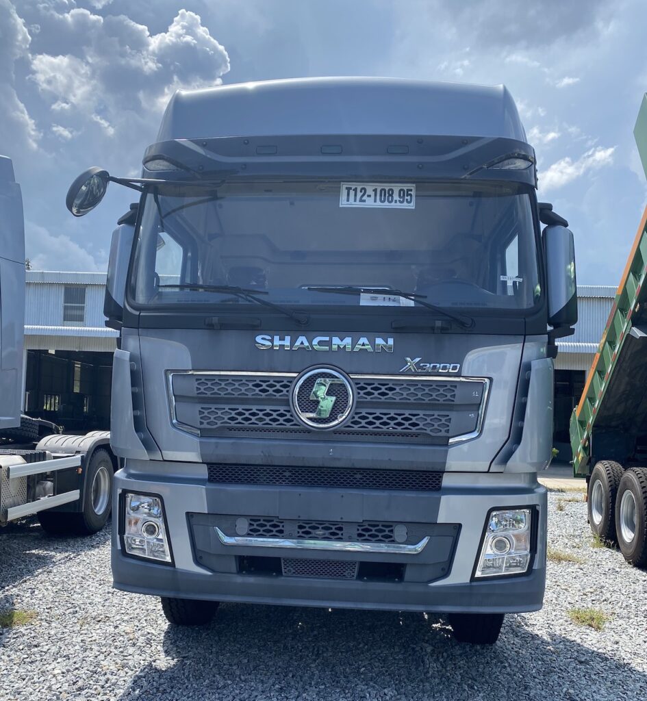 Đầu kéo SHACMAN 460HP cabin X3000 13 dk shacman 400hp x30005