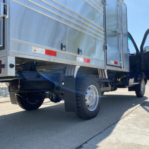 Xe tải SRM T20 THÙNG KÍN 20 srm t20 thung kin 13