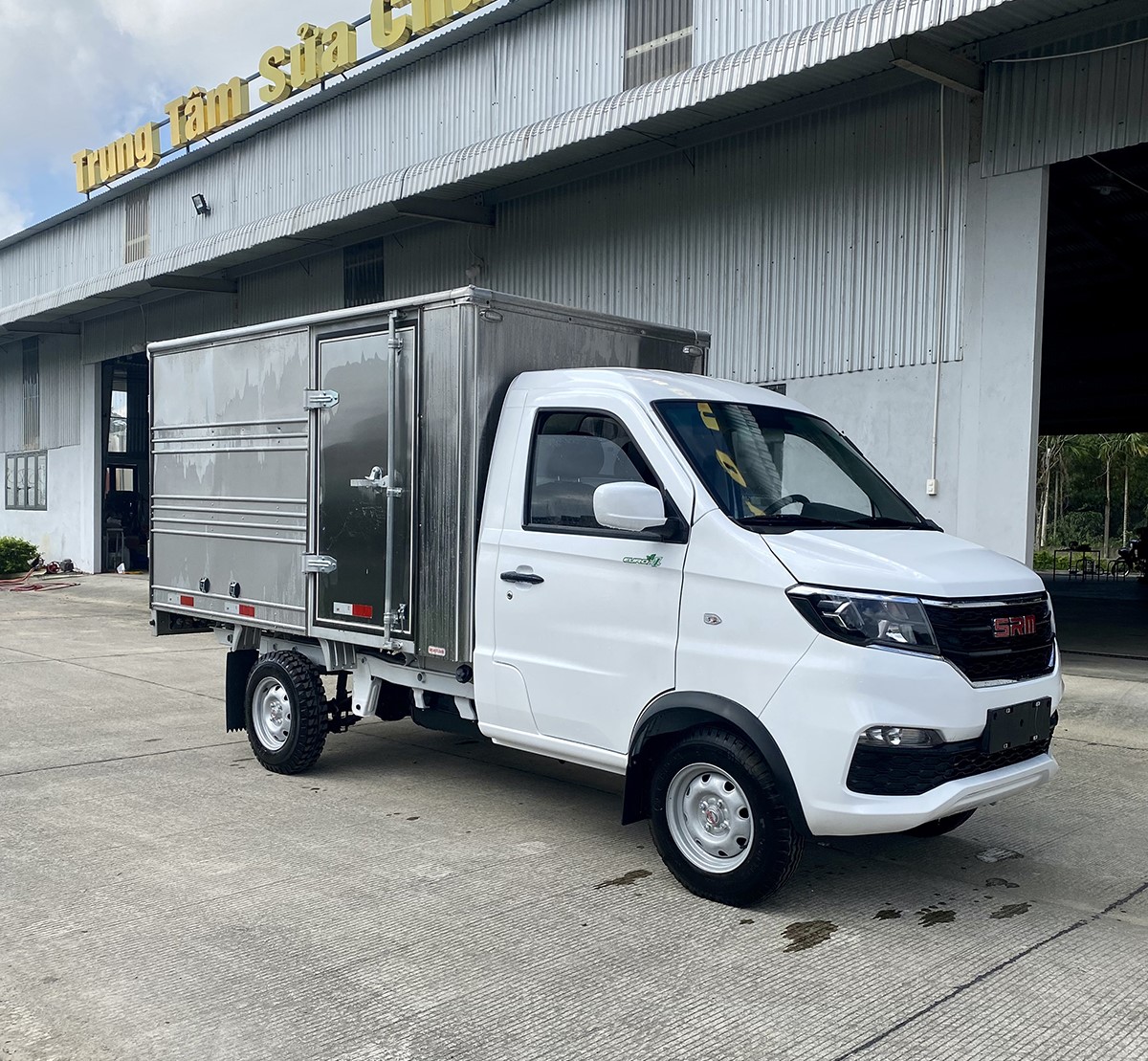 Xe tải SRM T20 THÙNG KÍN 14 Xe tải SRM T20 THÙNG KÍN - Ảnh 14