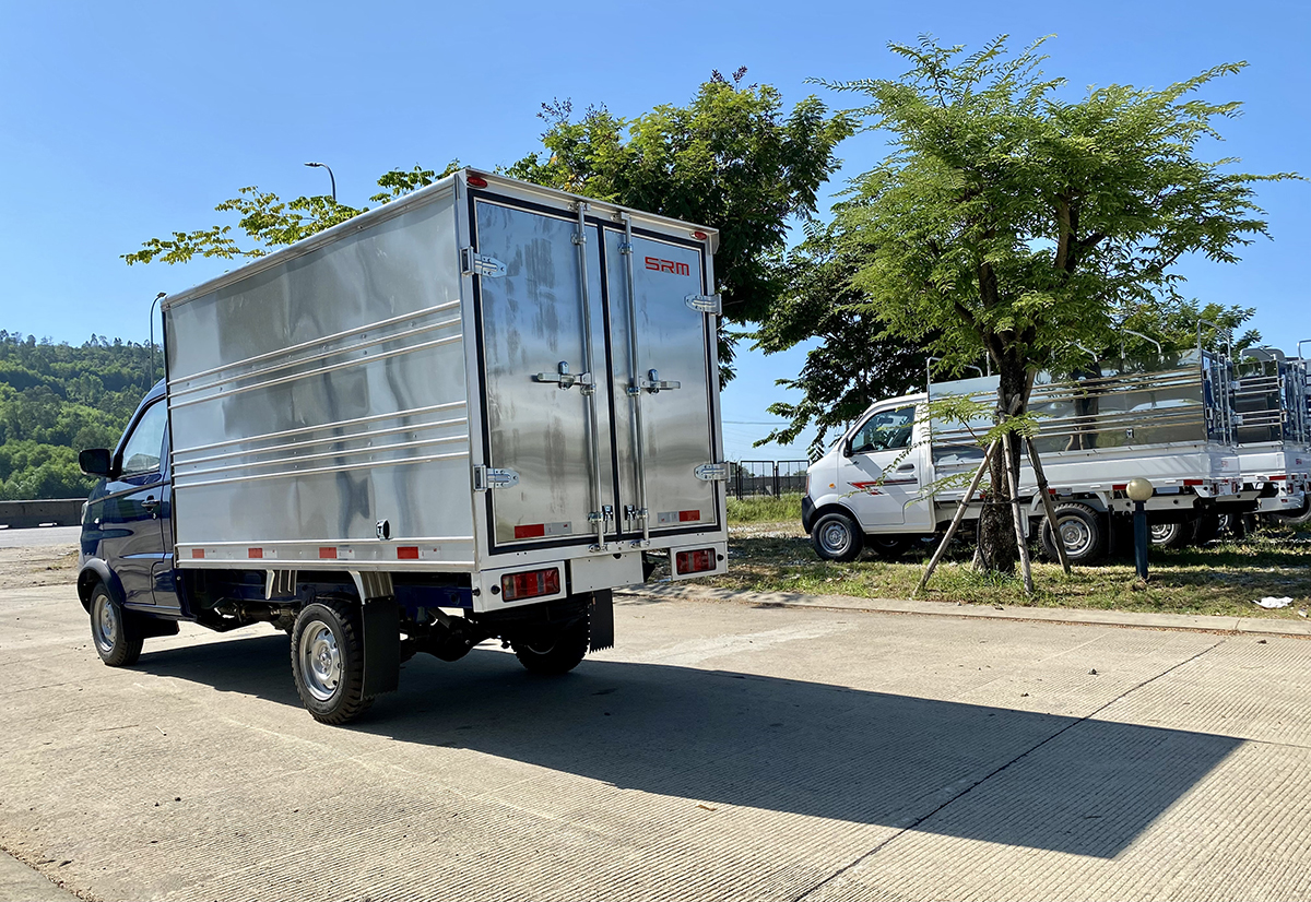 Xe tải SRM T20 THÙNG KÍN 3 Xe tải SRM T20 THÙNG KÍN - Ảnh 3