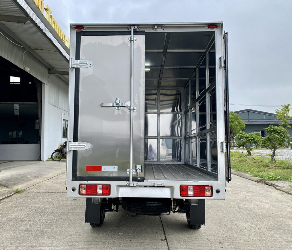 Xe tải SRM K990 THÙNG KÍN 32 srm k990 thung kin 111