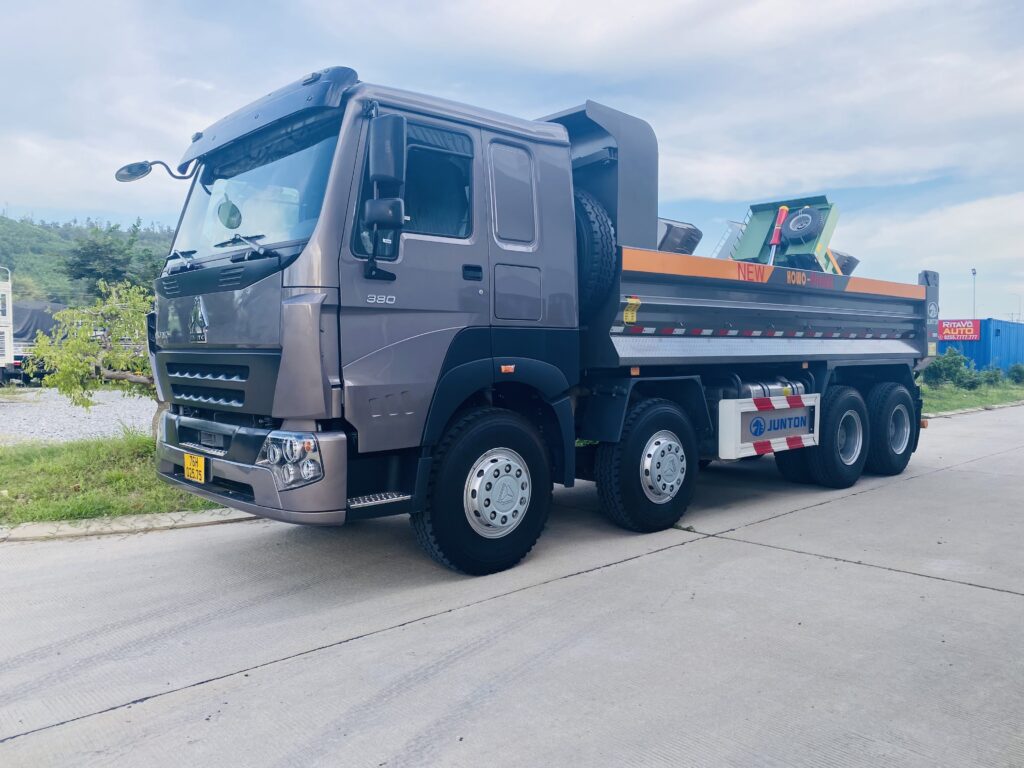 xe ben howo 380 thung duc 1