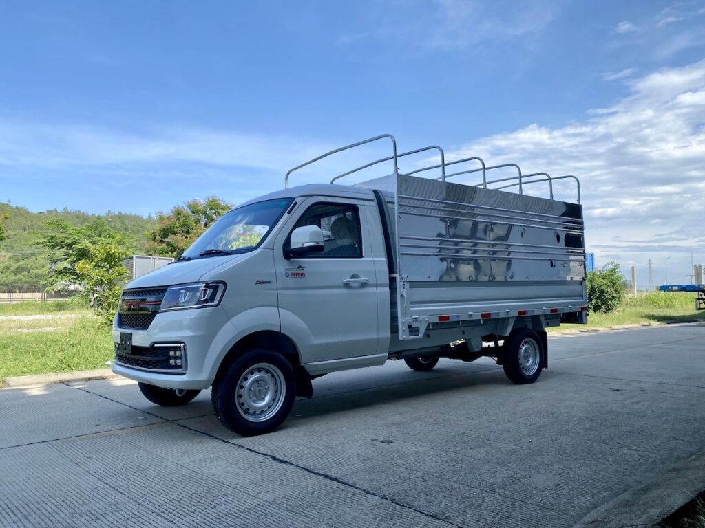 Xe tải SRM T50 THÙNG KHUNG MUI 27 Xe tải SRM T50 THÙNG KHUNG MUI