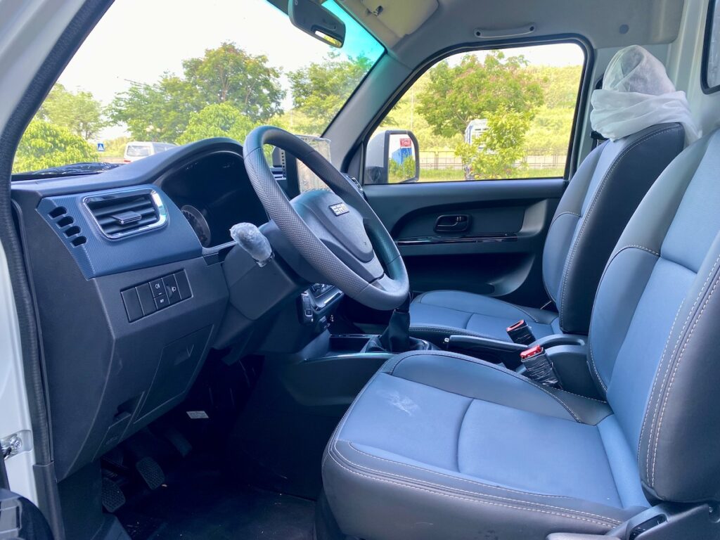 Xe tải SRM T50 THÙNG KHUNG MUI 29 Xe tải SRM T50 THÙNG KHUNG MUI