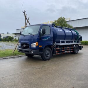 Xe bồn tưới nước rửa đường 8 khối HYUNDAI 110SP