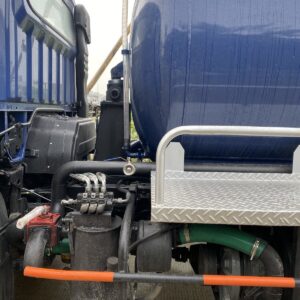 Xe bồn tưới nước rửa đường 8 khối HYUNDAI 110SP