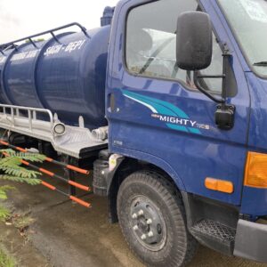 Xe bồn tưới nước rửa đường 8 khối HYUNDAI 110SP