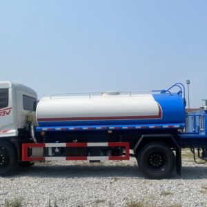 Xe bồn tưới nước rửa đường 9 khối DONGFENG nhập khẩu 2024