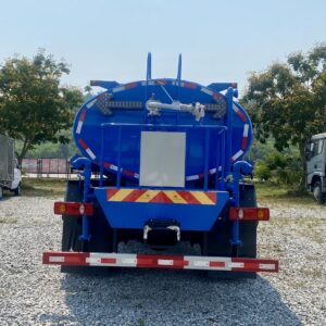 Xe bồn tưới nước rửa đường 9 khối DONGFENG nhập khẩu 2024