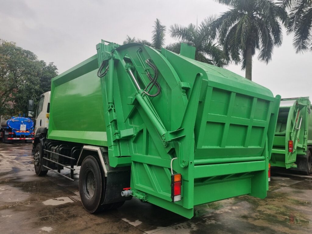 Xe cuốn ép rác 14 khối ISUZU (FVR34LE4A)